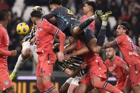 关于赛地聚焦：意大利杯集结日热度飙升，纽约尼克斯造点机会，话题不断，训练强度明显提升的信息-kaiyun.com