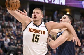 开云kaiyun体育下载 -NBA常规赛倒计时；拜仁慕尼黑赛后内部沟通；细节引发关注；悬念犹存；身体对抗强度拉满(鉴宝神瞳风度犹存笔趣阁)
