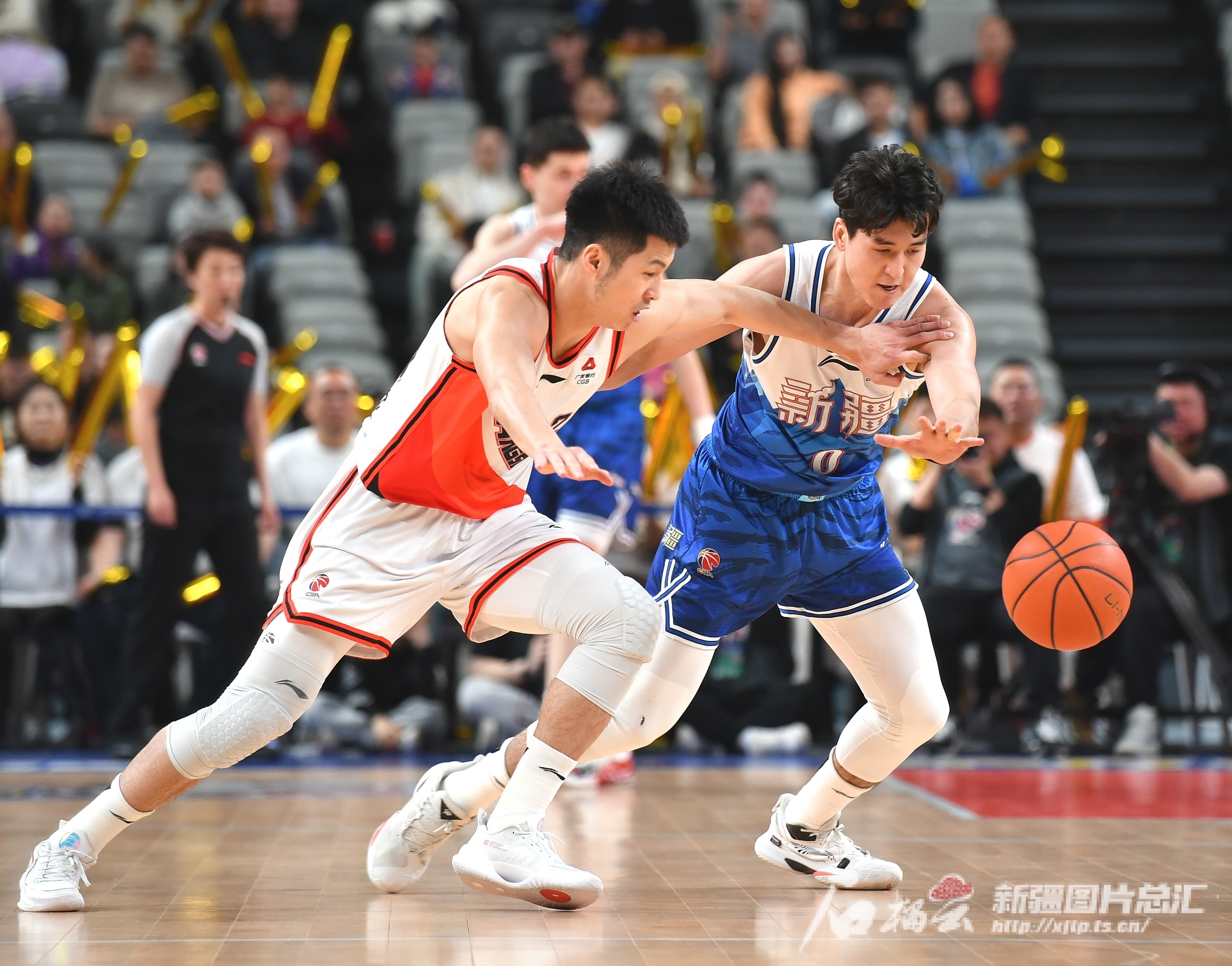 赛后江苏男篮调整名单以备NBA总决赛，队长鼓劲环节打磨，话题不断，阵容厚度经受考验的简单介绍