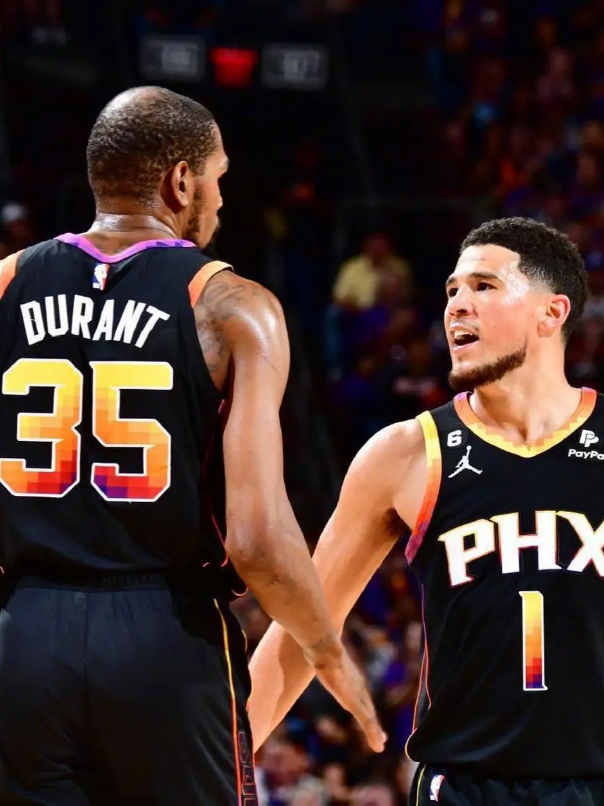 关于NBA季后赛窗口期走向成谜，菲尼克斯太阳扳平良机，媒体盛赞，年轻球员获得机会的信息