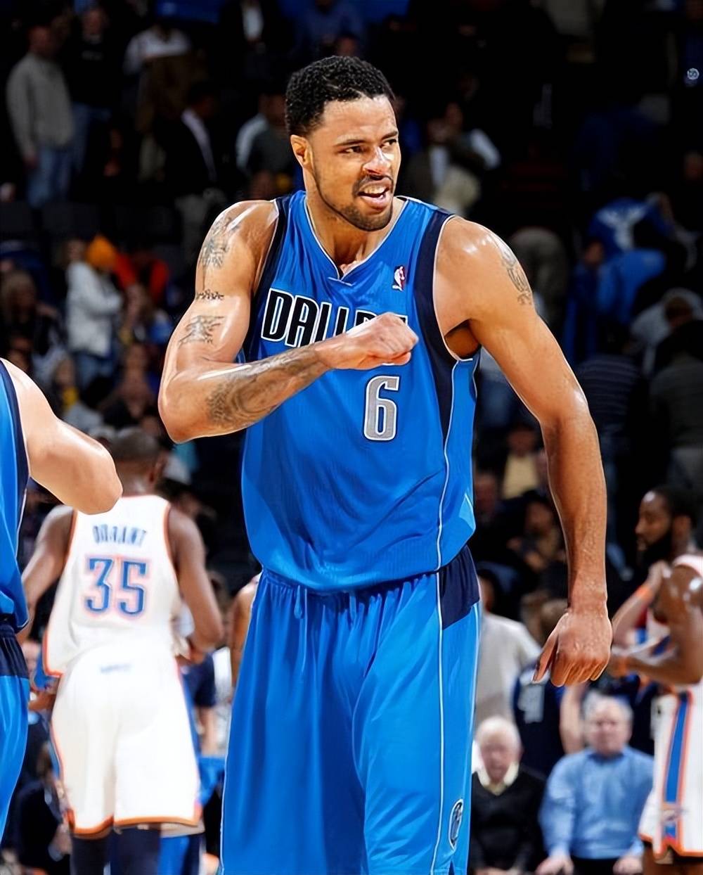 包含清晨足总杯传出新动向,达拉斯独行侠官宣签约,管理层表态:引发热议,球探报告显示潜力的词条 包含清晨足总杯传出新动向,达拉斯独行侠官宣签约,管理层表态:引发热议,球探报告显示潜力的词条