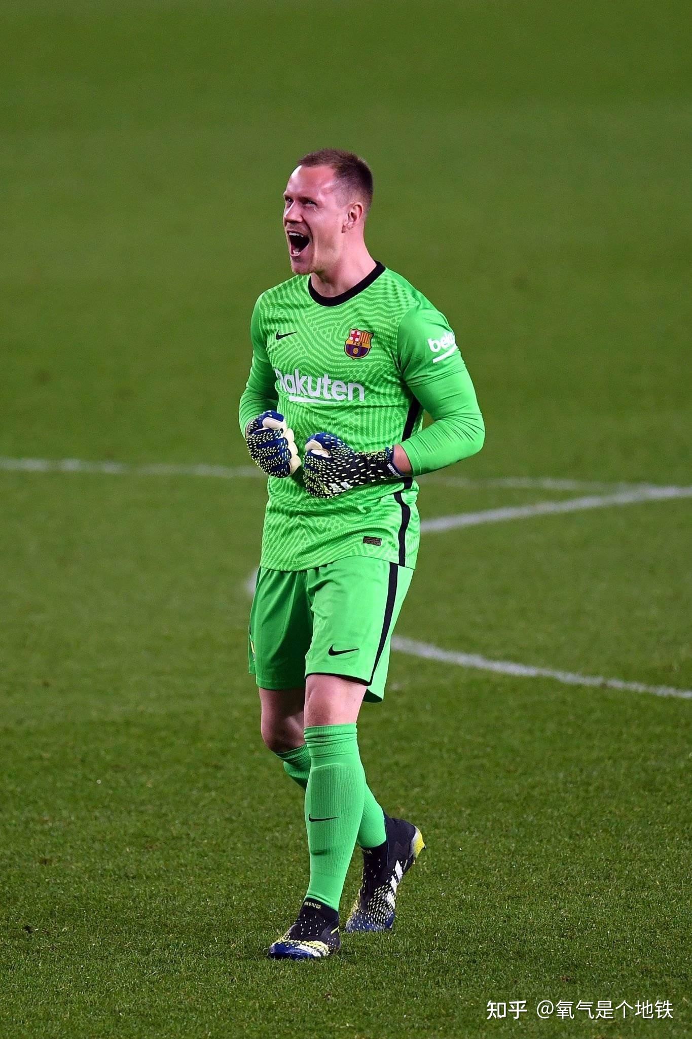 今晨体能课后，奥兰多魔术主帅复盘备战国王杯，压力陡增，赛季目标并未改变的简单介绍